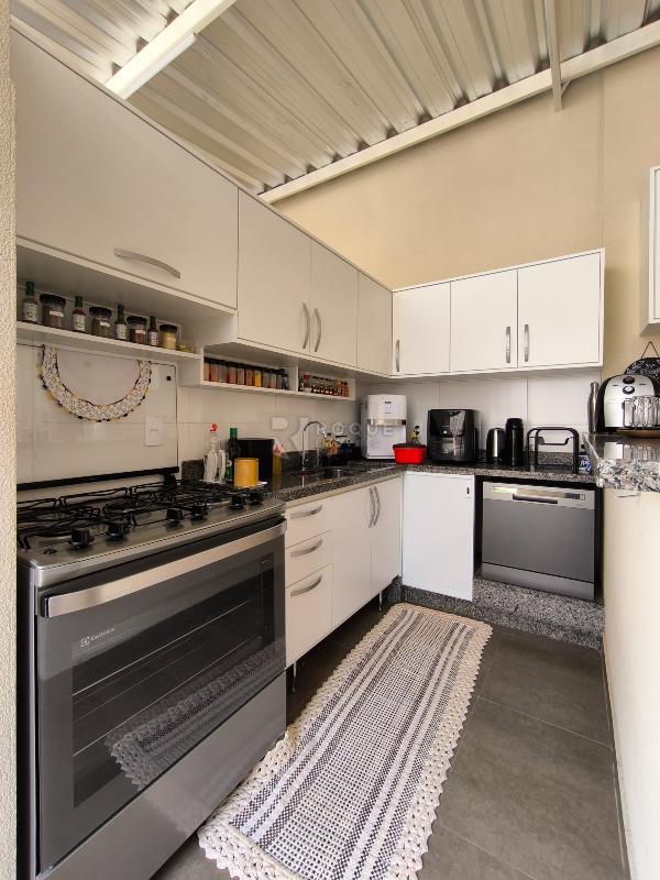 Casa Residencial à venda no bairro Jardim Parque Novo Mundo: COZINHA