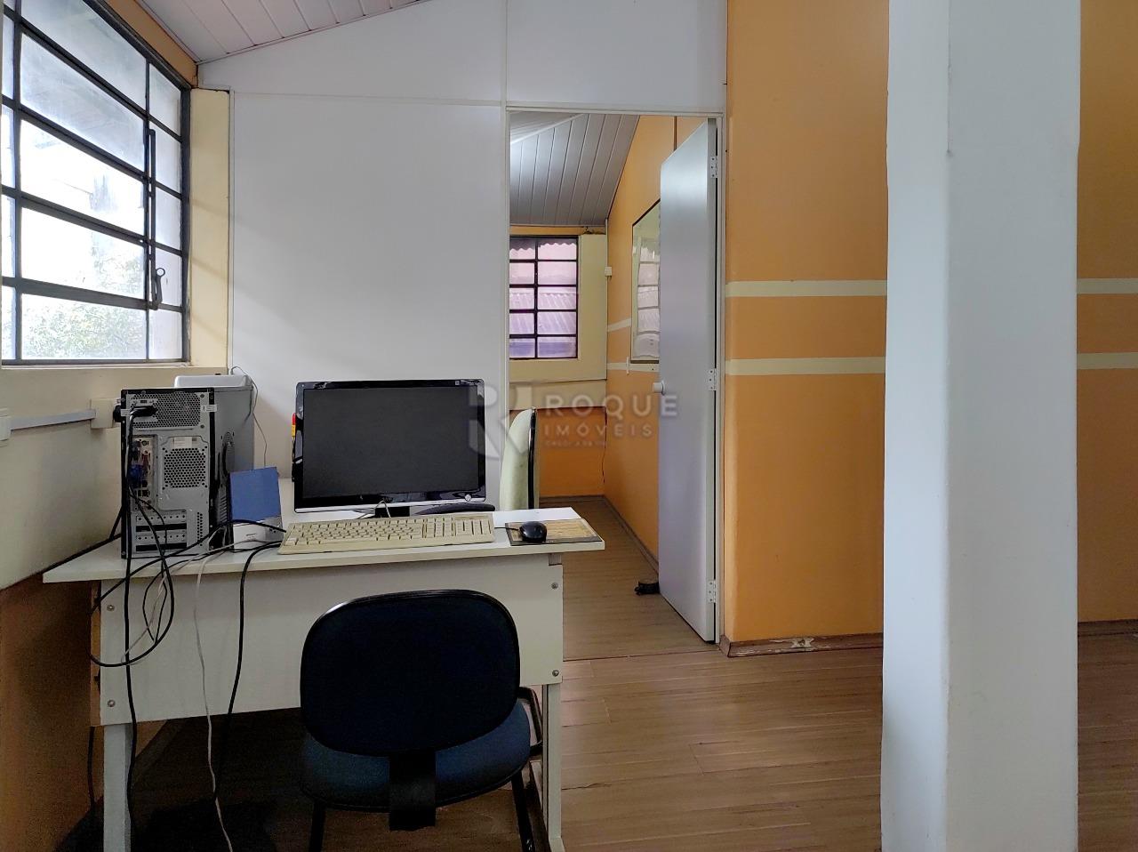 Casa Comercial à venda no bairro Centro: ESCRITÓRIO