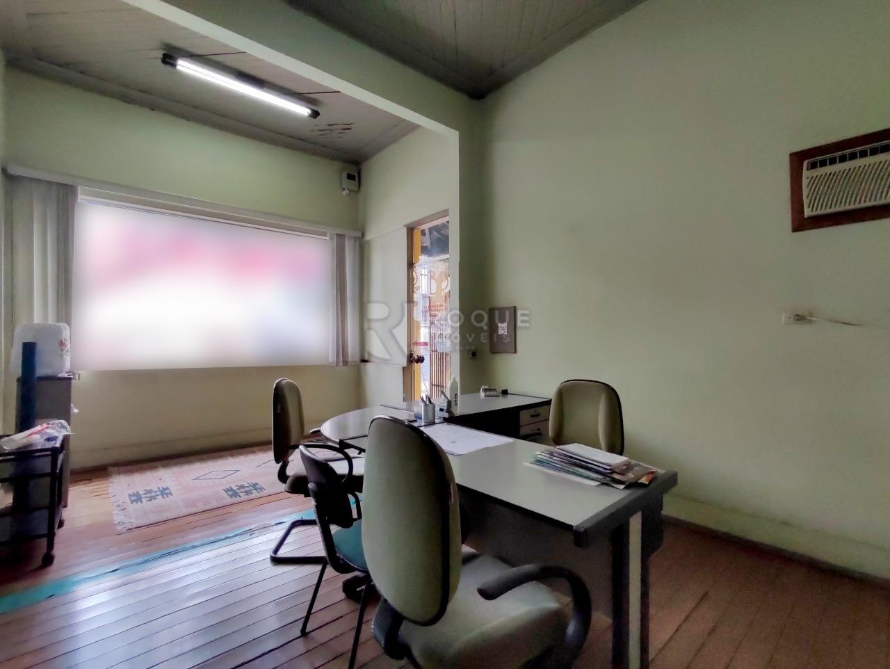 Casa Comercial à venda no bairro Centro: SALA / RECEPÇÃO