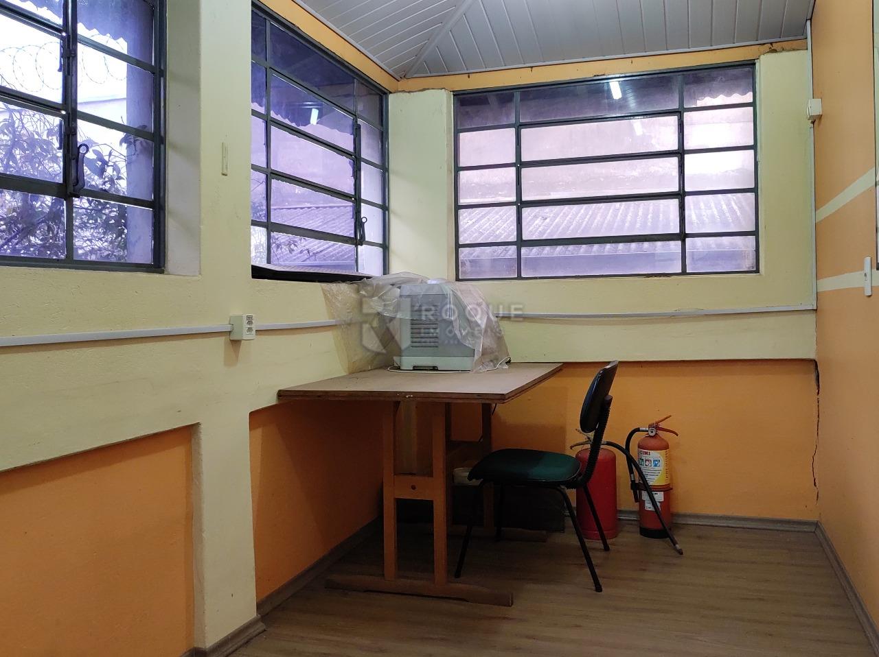 Casa Comercial à venda no bairro Centro: ESCRITÓRIO