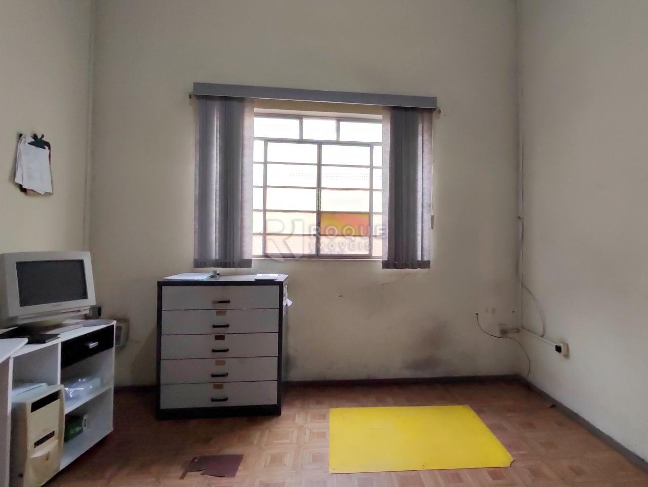 Casa Comercial à venda no bairro Centro: DORMITÓRIO 3