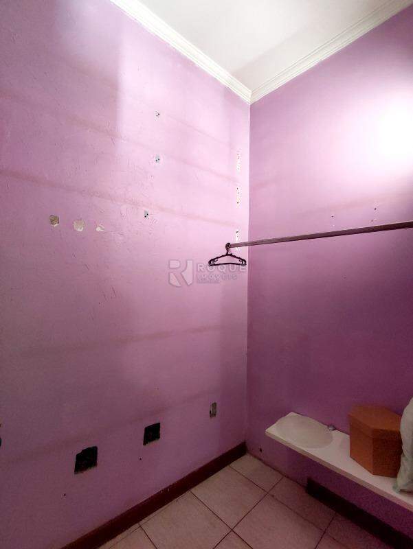 Casa Residencial à venda no bairro Jardim Mediterrâneo: CLOSET SUÍTE 2