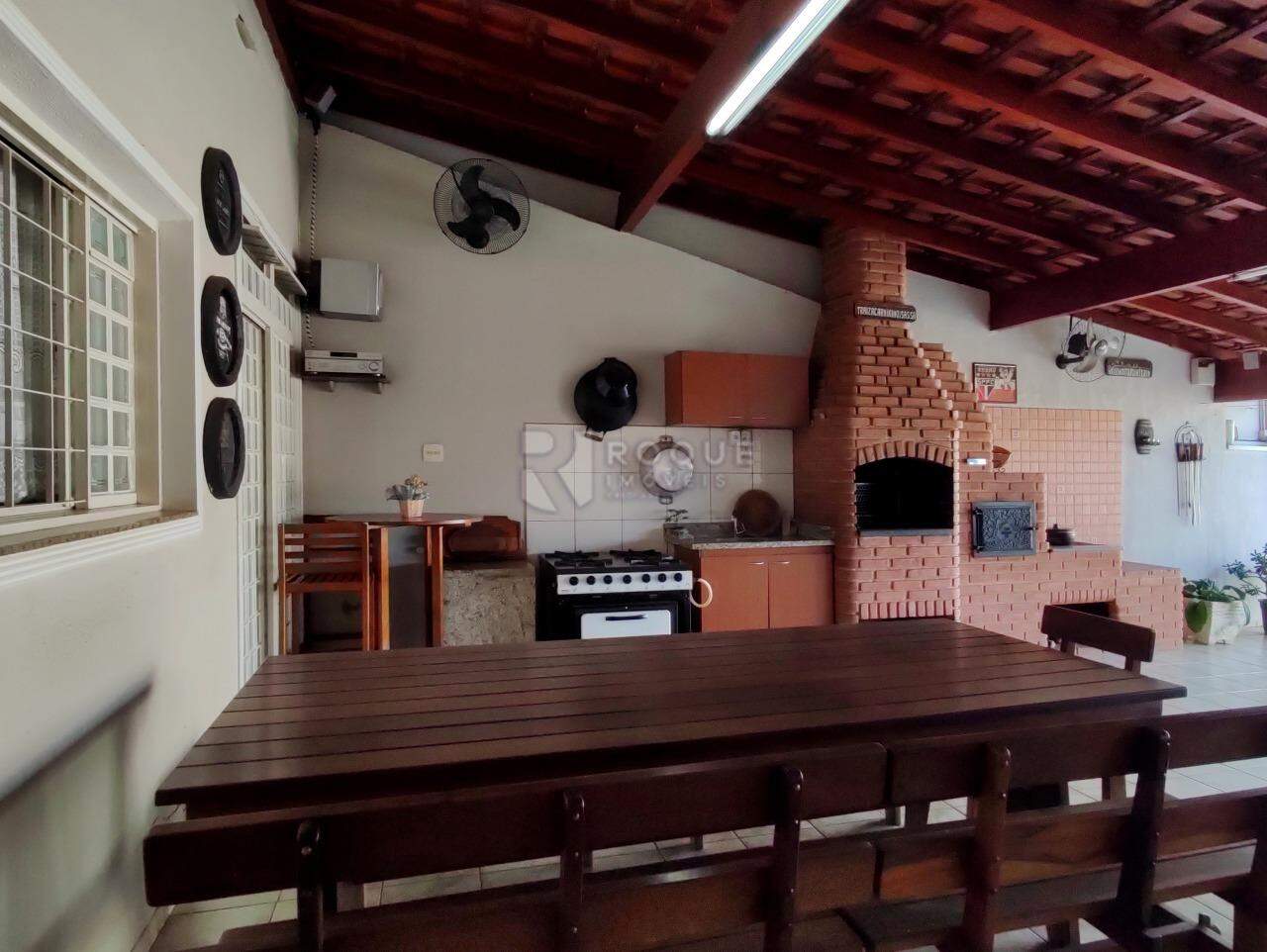 Casa Residencial à venda no bairro Jardim Mediterrâneo: ÁREA GOURMET