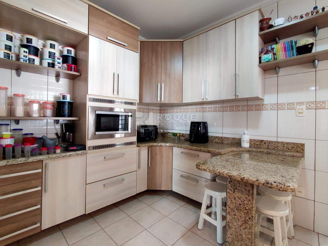 Casa Residencial à venda no bairro Jardim Mediterrâneo: COZINHA