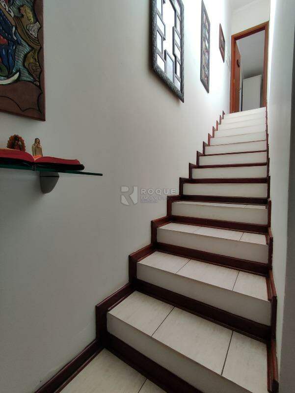 Casa Residencial à venda no bairro Jardim Mediterrâneo: ACESSO PISO SUPERIOR