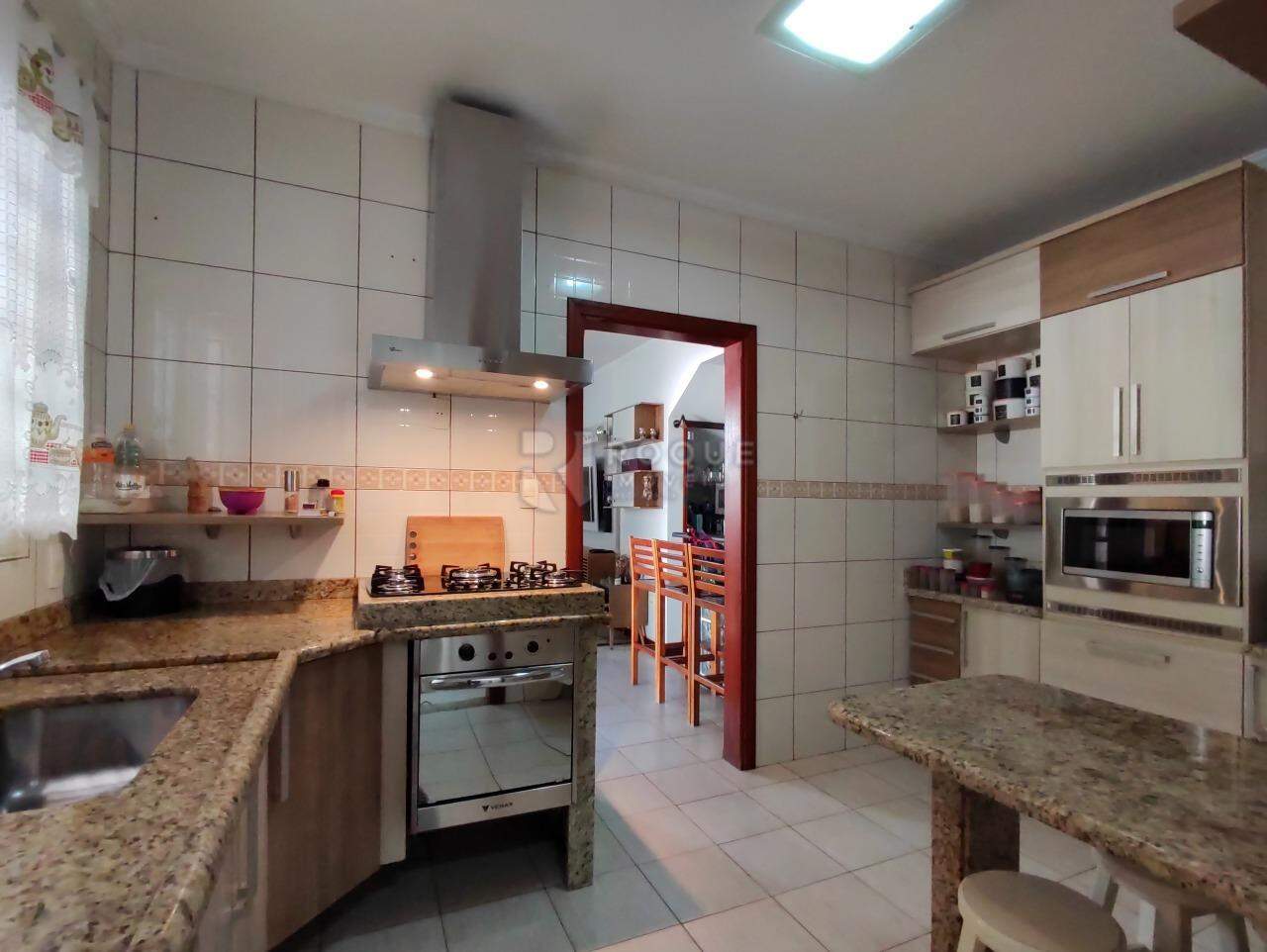 Casa Residencial à venda no bairro Jardim Mediterrâneo: COZINHA