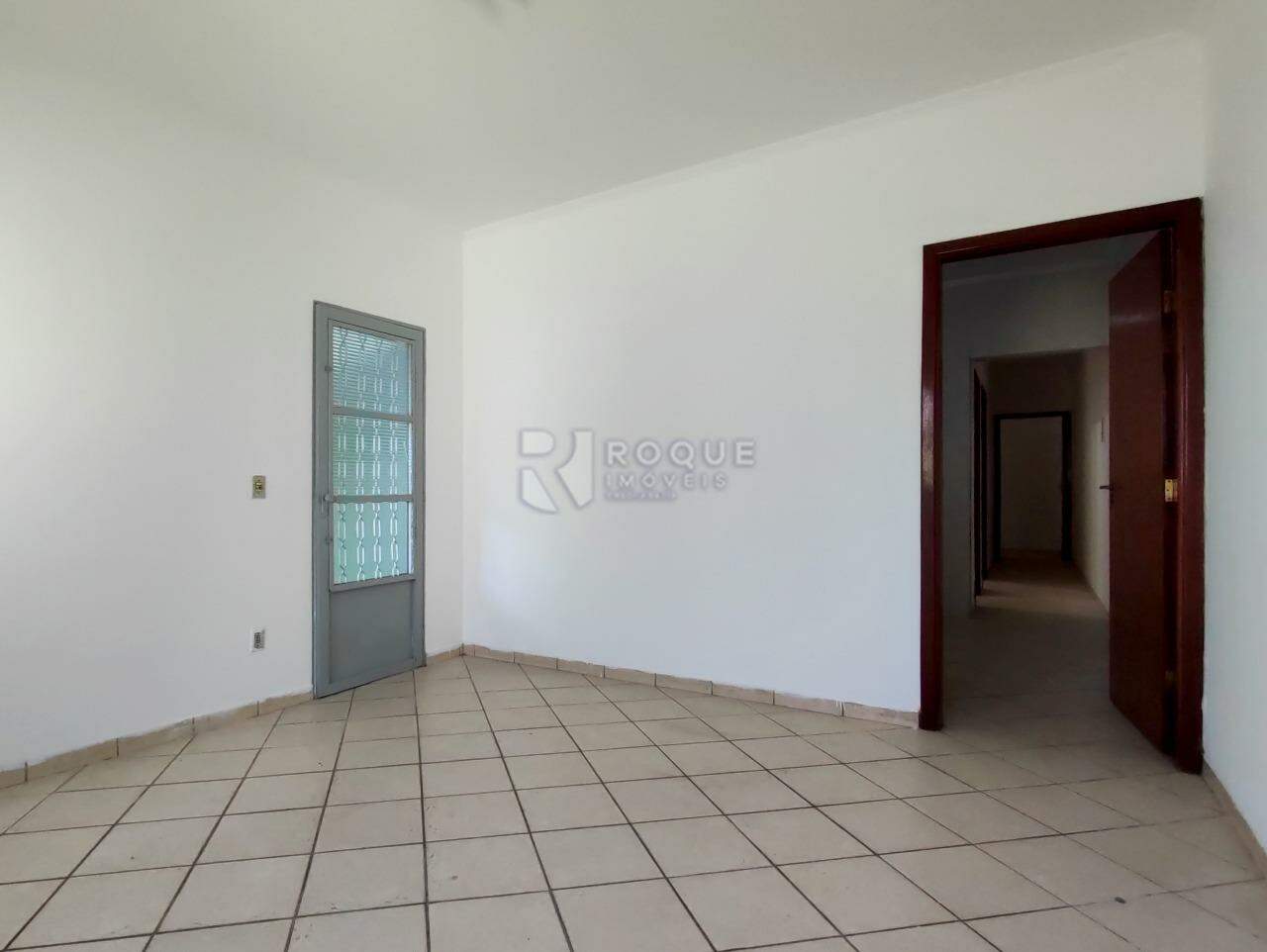 Casa Residencial à venda no bairro Jardim Residencial Regina Bastelli: SALA