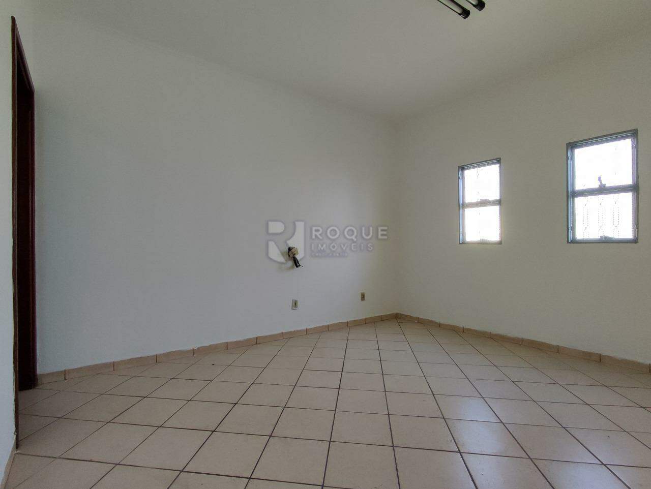 Casa Residencial à venda no bairro Jardim Residencial Regina Bastelli: SALA