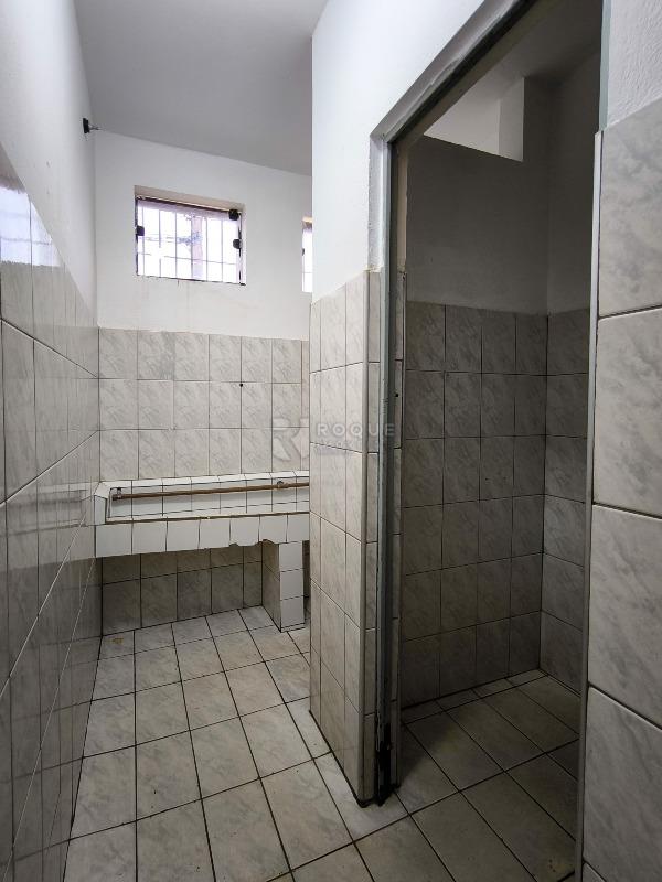 Barracão/Galpão à venda no bairro Jardim Parque Novo Mundo: BANHEIRO MASCULINO