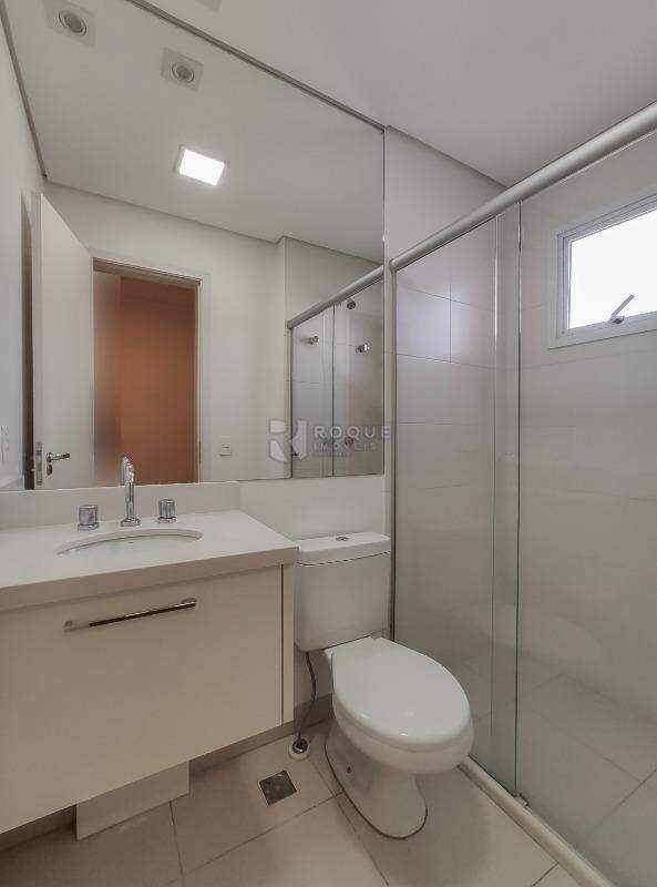 Casa em condomínio para aluguel no bairro Jardim Montezuma: WC suíte 2