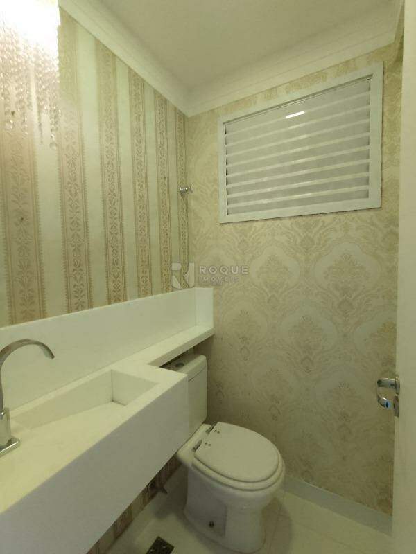Apartamento para aluguel no bairro Jardim Aquárius: Lavabo 
