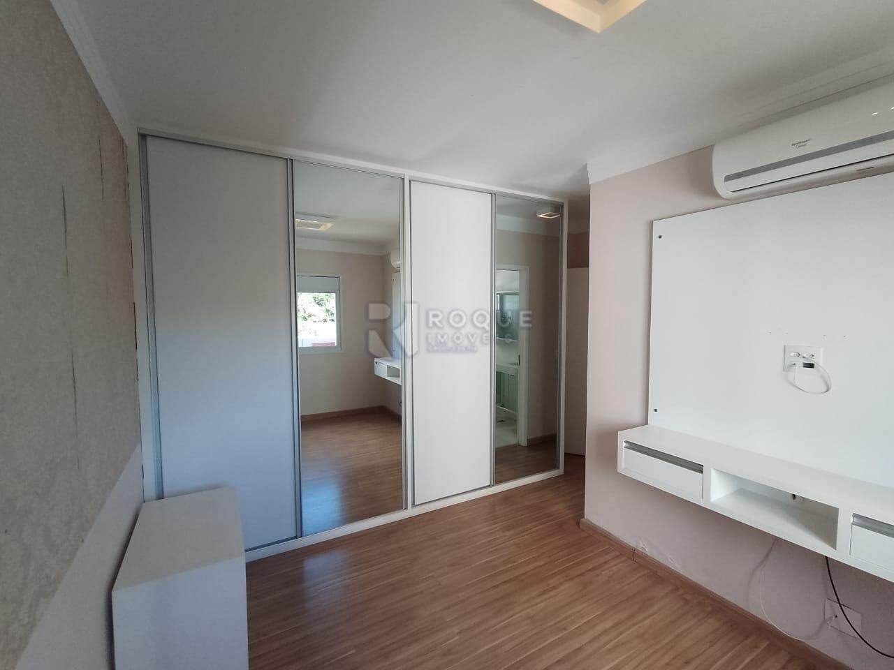 Apartamento para aluguel no bairro Jardim Aquárius: Suíte 3