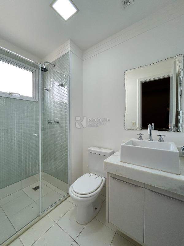 Apartamento para aluguel no bairro Jardim Aquárius: WC Suíte 3