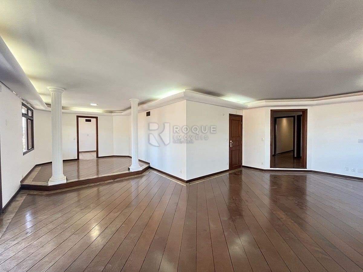 Apartamento para aluguel no bairro Centro: Sala
