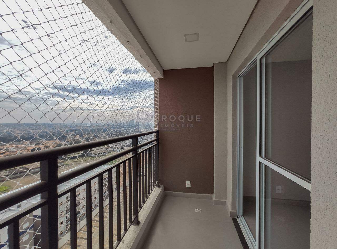 Apartamento para aluguel no bairro Jardim Santa Adélia: Sacada 