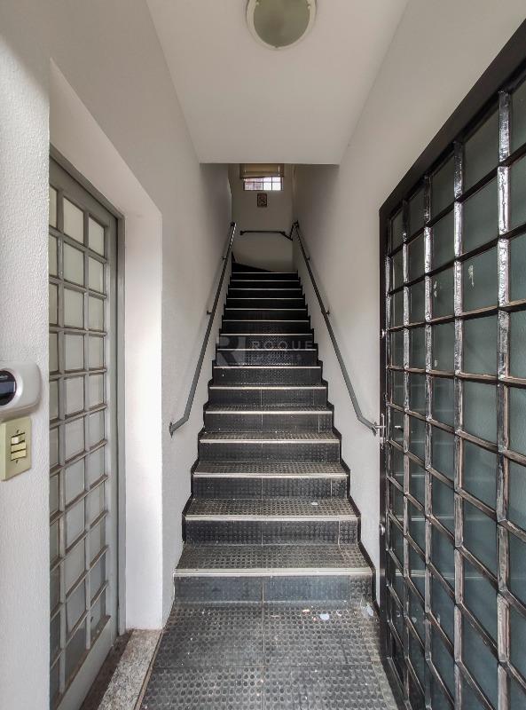 Prédio Comercial à venda no bairro Vila Claudia: Acesso 