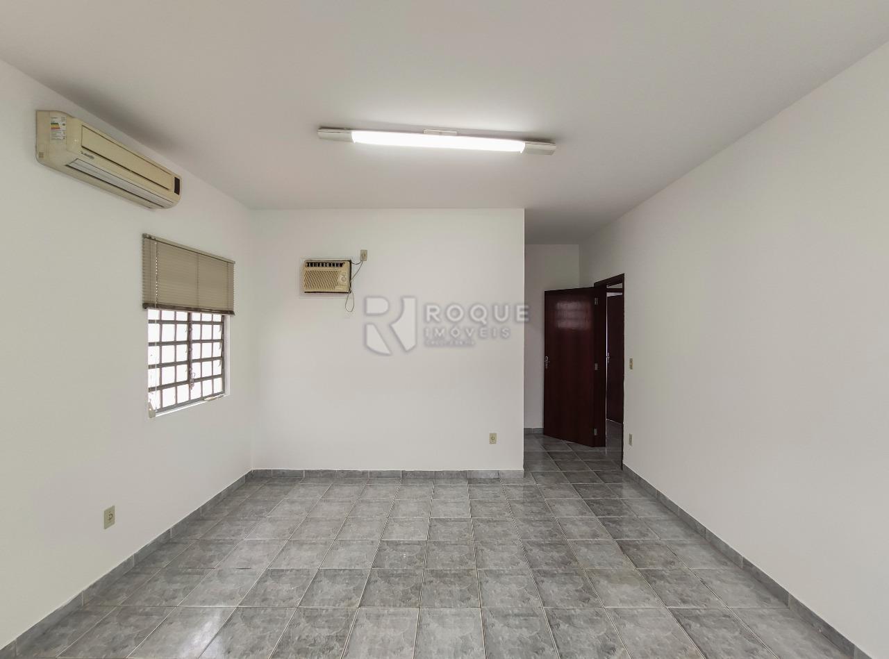 Prédio Comercial à venda no bairro Vila Claudia: Sala 2