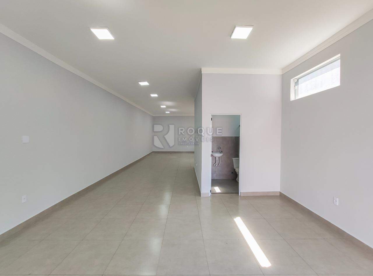 Salão para aluguel no bairro Parque Residencial Santa Eulália: Salão 