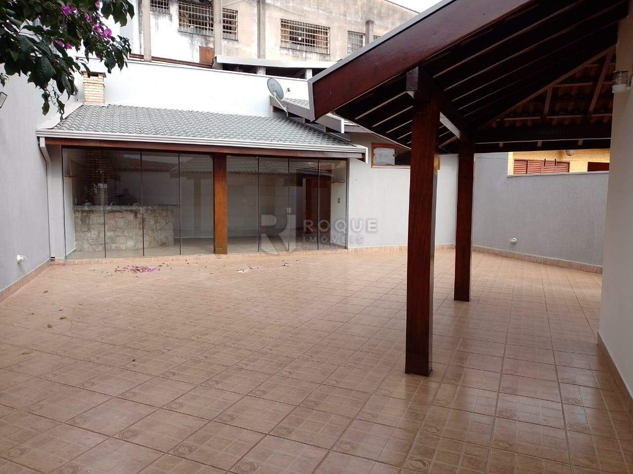 Casa Residencial para aluguel no bairro Vila Primavera: Fundo