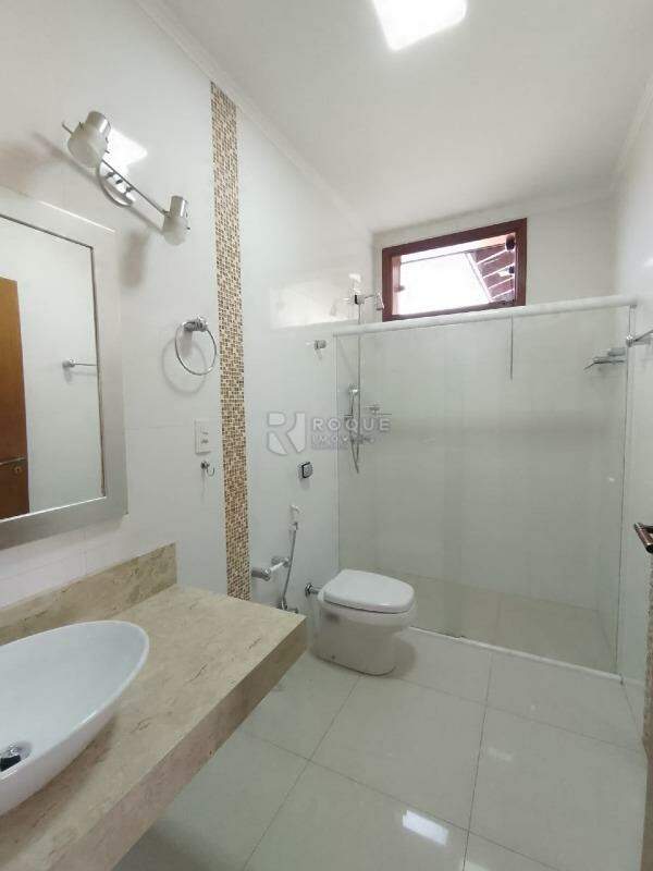 Casa Residencial para aluguel no bairro Vila Primavera: WC segundo andar