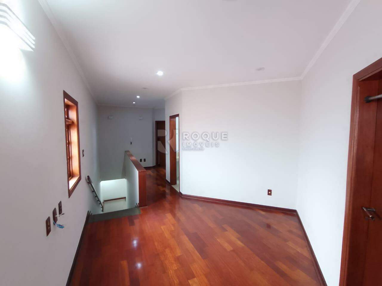 Casa Residencial para aluguel no bairro Vila Primavera: Hall segundo andar
