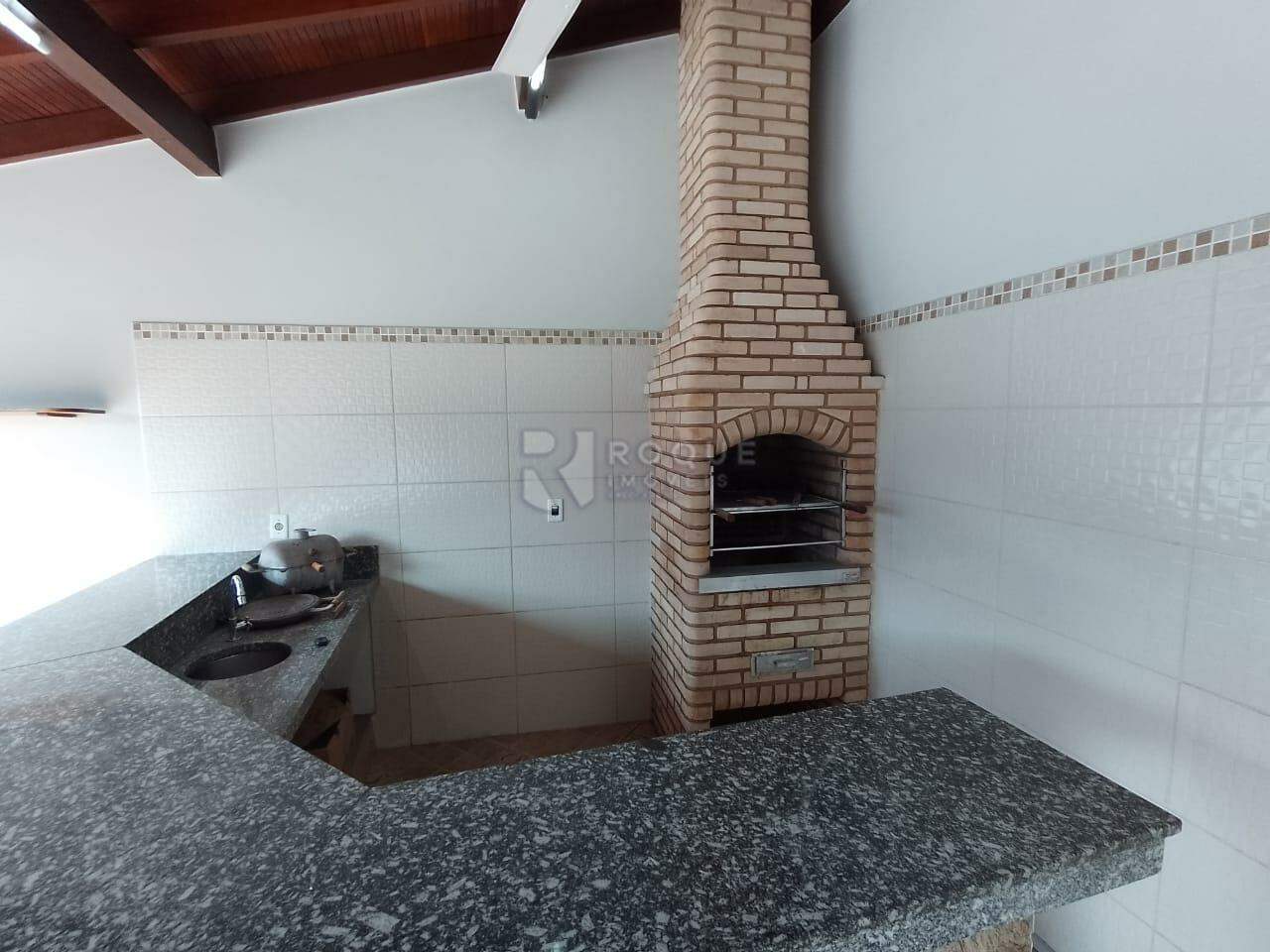 Casa Residencial para aluguel no bairro Vila Primavera: Churrasqueira