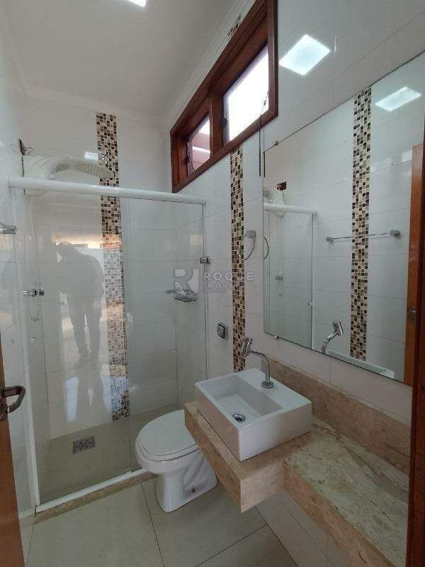 Casa Residencial para aluguel no bairro Vila Primavera: WC externo