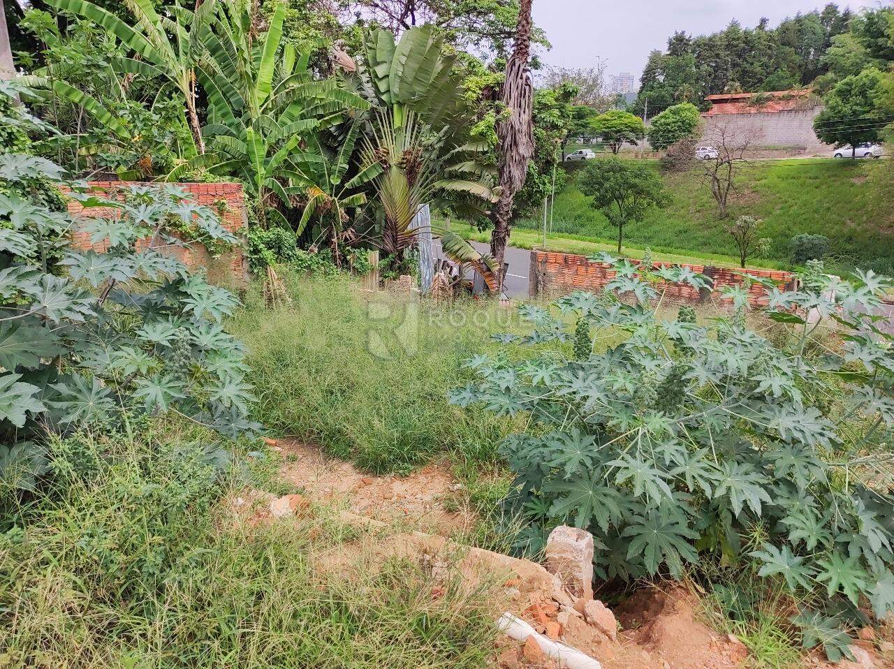 Terreno à venda no bairro Jardim Santa Cecília: 