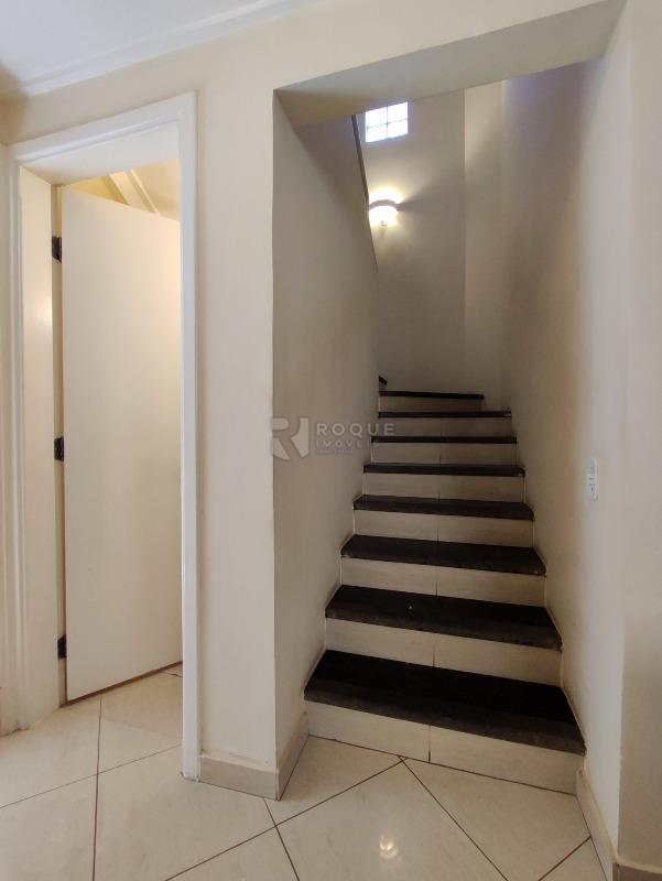 Casa em condomínio à venda no bairro Jardim do Lago: ACESSO PISO SUPERIOR