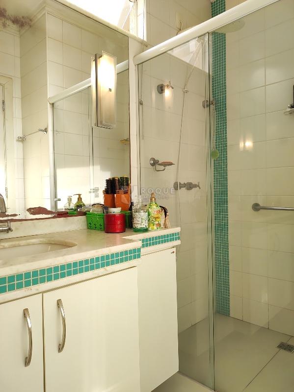 Casa em condomínio à venda no bairro Jardim Residencial Alto Da Capela: BANHEIRO SOCIAL