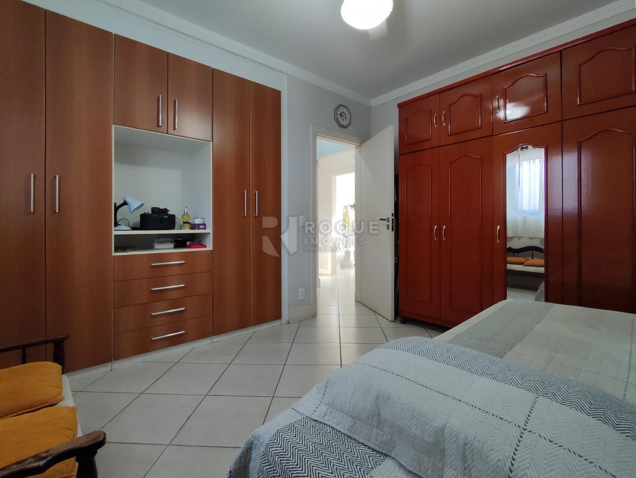 Casa em condomínio à venda no bairro Jardim Residencial Alto Da Capela: DORMITÓRIO