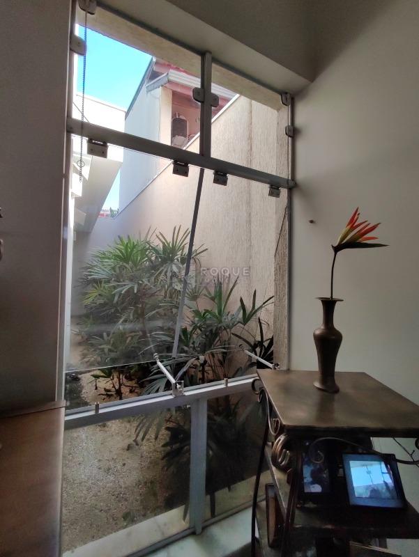 Casa em condomínio à venda no bairro Jardim Residencial Alto Da Capela: JARDIM