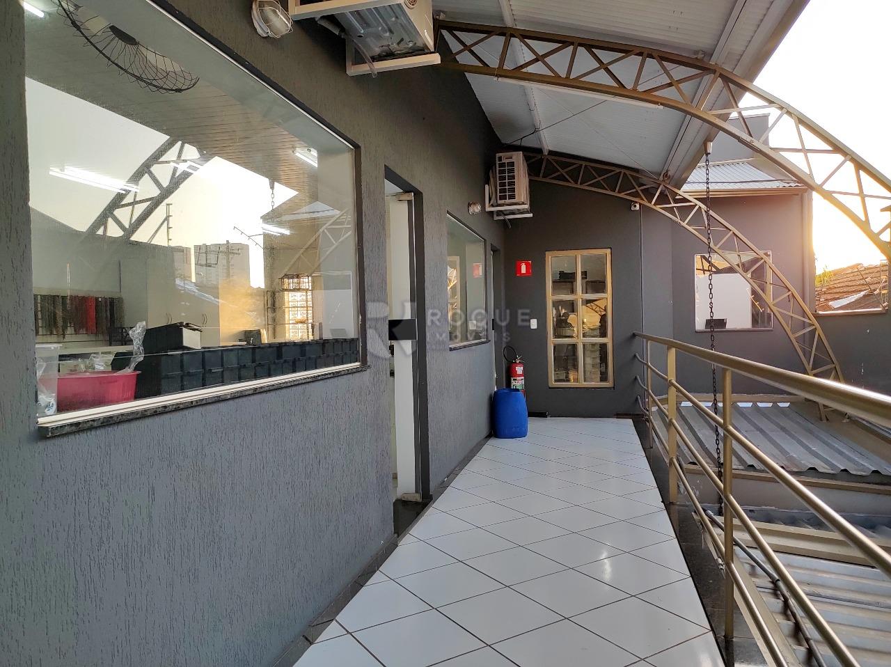 Barracão/Galpão à venda no bairro Vila Santa Lina: MEZANINO
