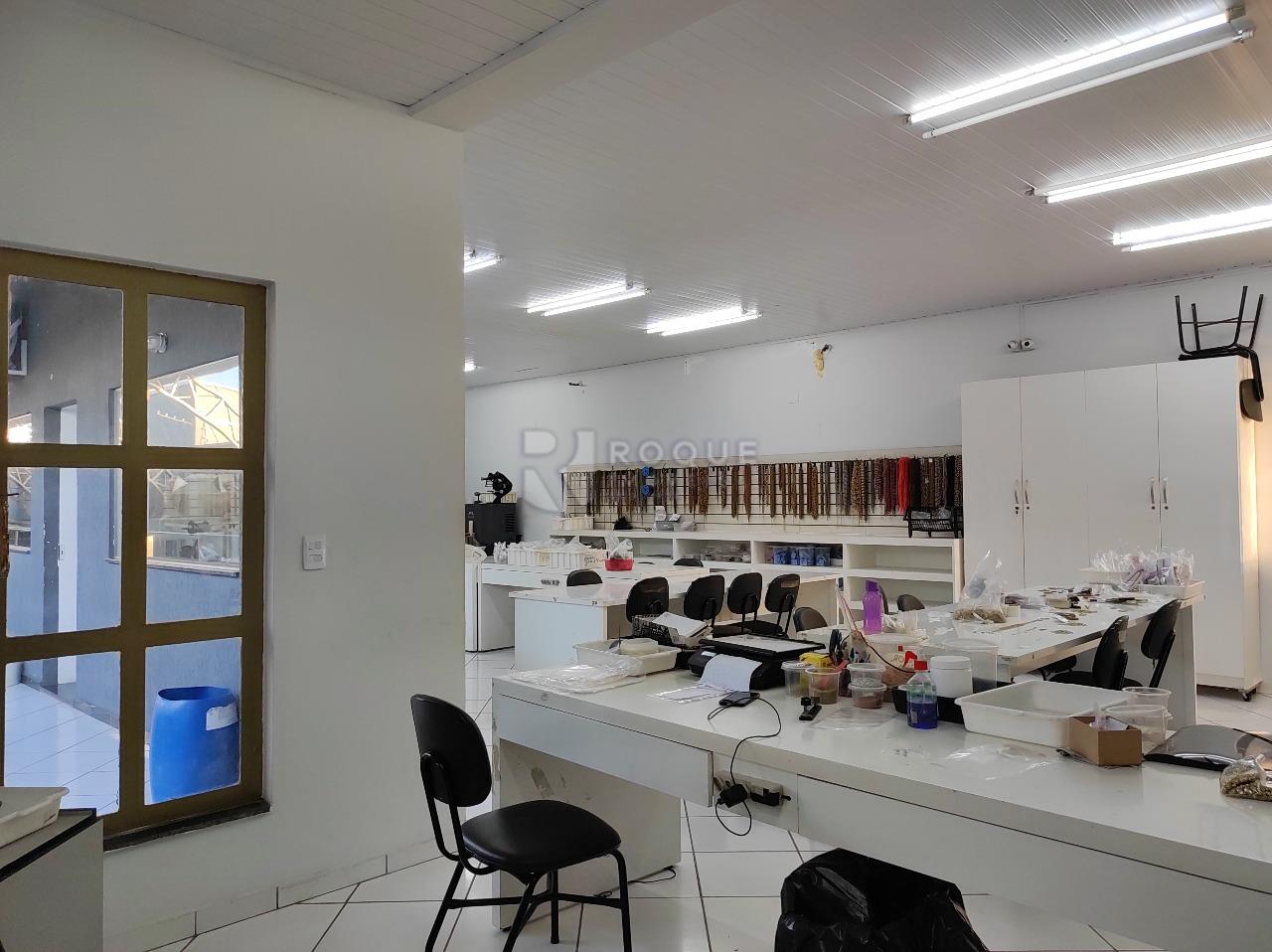 Barracão/Galpão à venda no bairro Vila Santa Lina: 