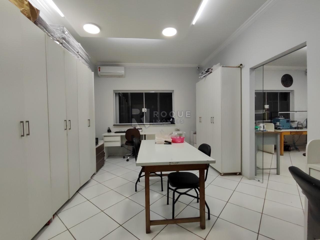 Barracão/Galpão à venda no bairro Vila Santa Lina: 