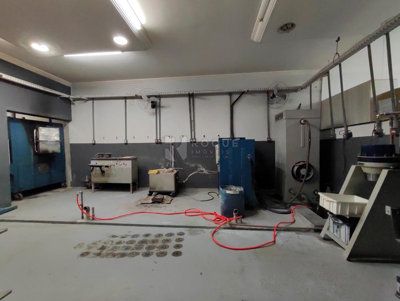 Barracão/Galpão à venda no bairro Vila Santa Lina: 