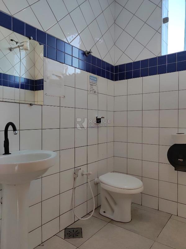 Barracão/Galpão à venda no bairro Vila Santa Lina: BANHEIRO SOCIAL 1