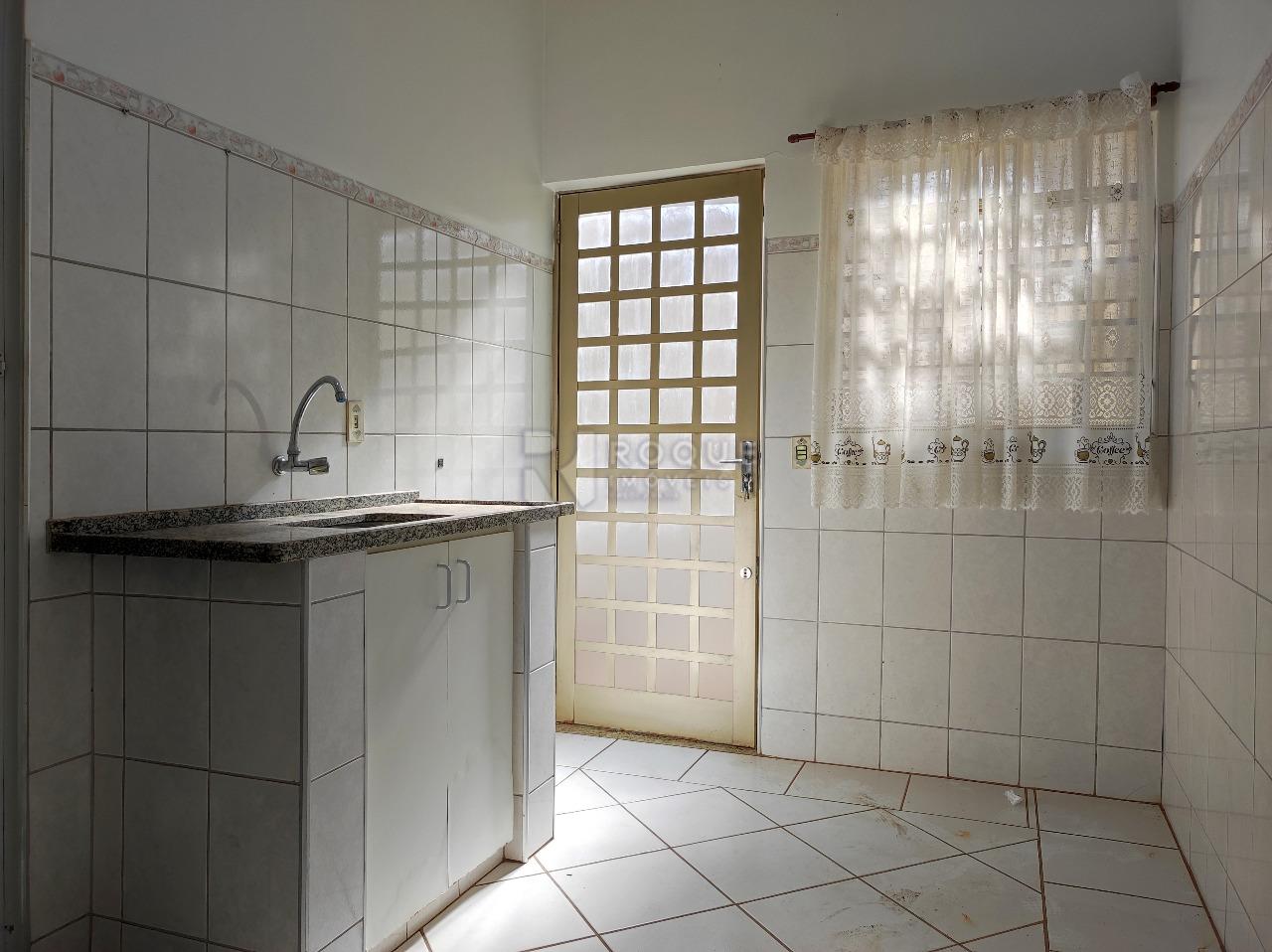 Casa Comercial à venda no bairro Centro: COZINHA