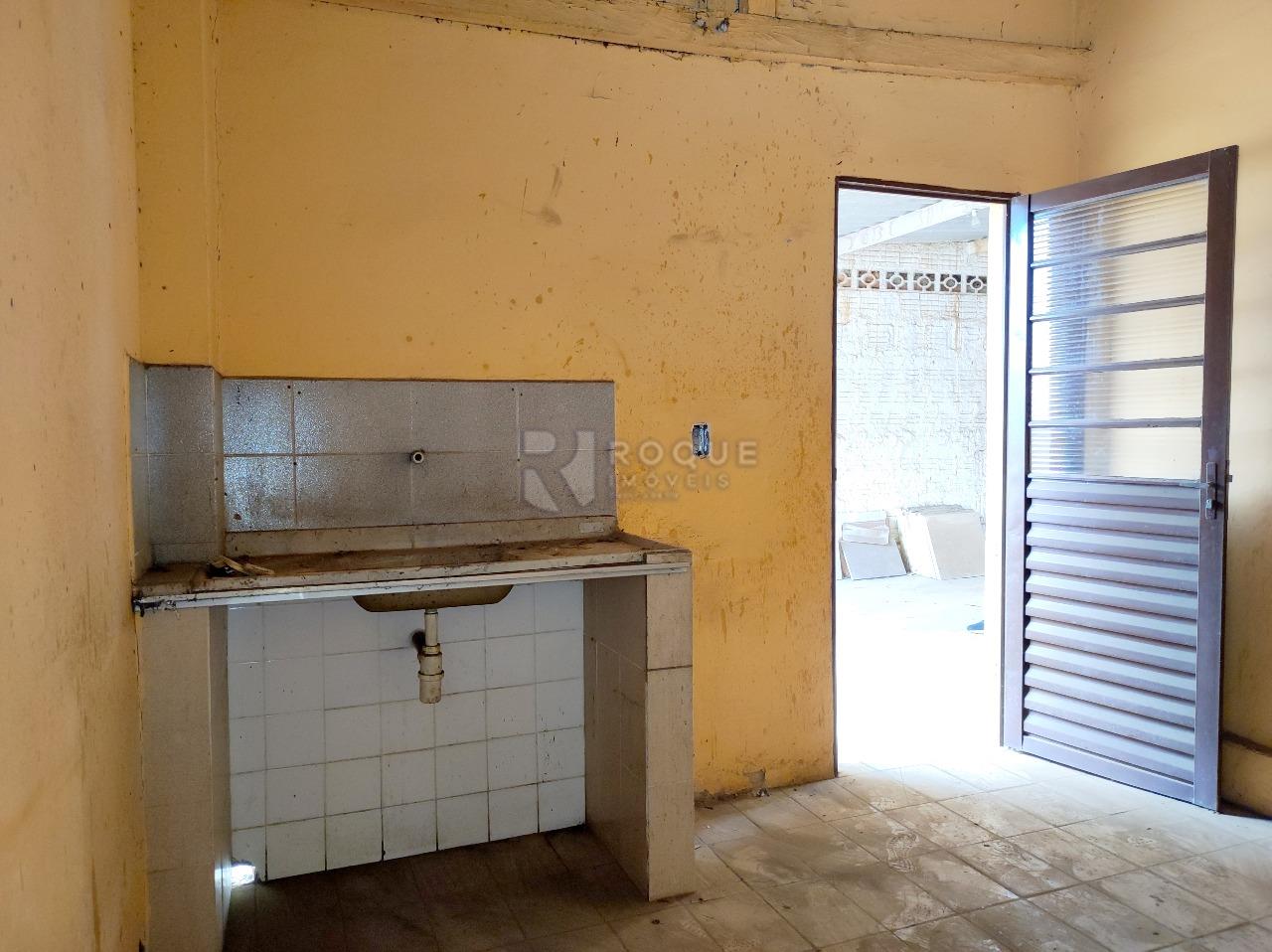 Casa Comercial à venda no bairro Jardim Nossa Senhora de Fátima: COZINHA