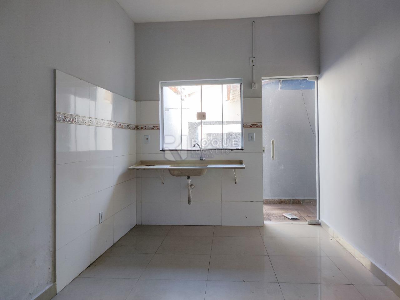 Casa Residencial à venda no bairro Parque Residencial Belinha Ometto: COZINHA