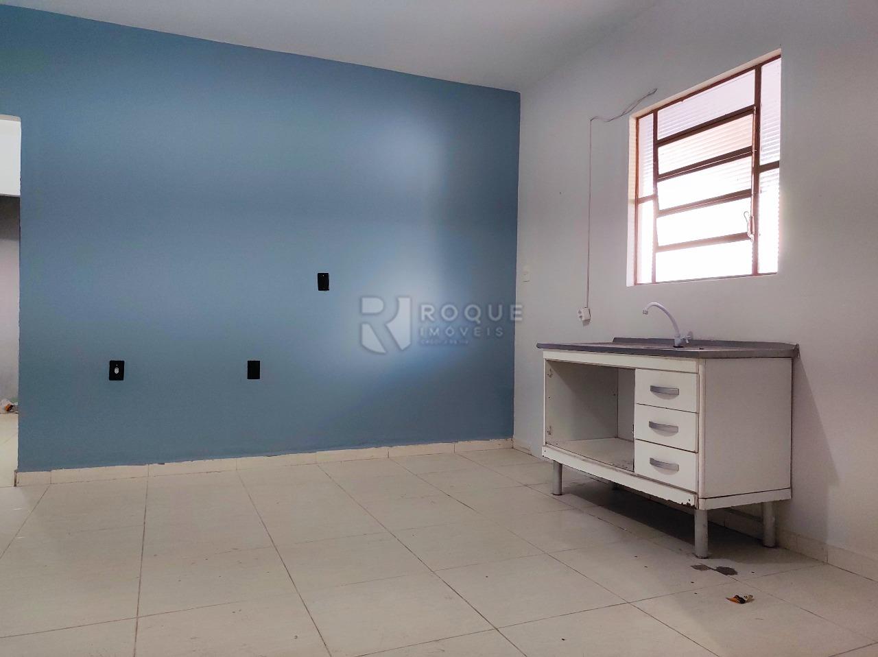 Casa Residencial à venda no bairro Parque Residencial Belinha Ometto: COZINHA