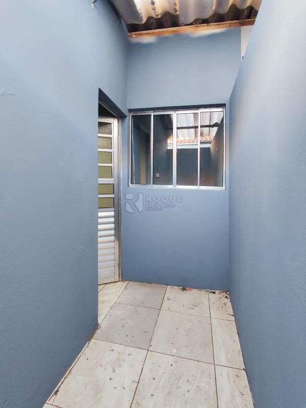 Casa Residencial à venda no bairro Parque Residencial Belinha Ometto: ÁREA DE SERVIÇO