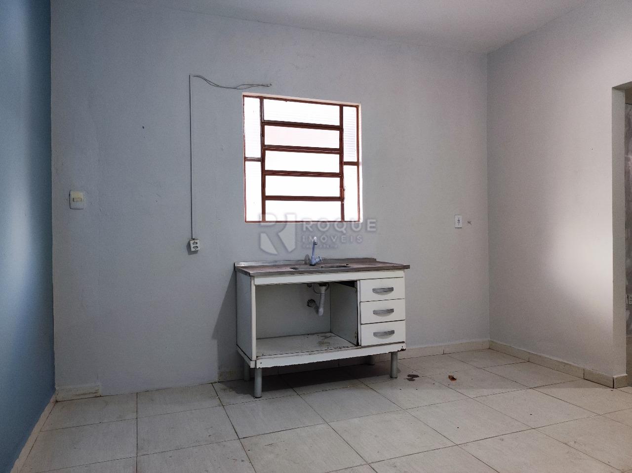 Casa Residencial à venda no bairro Parque Residencial Belinha Ometto: COZINHA