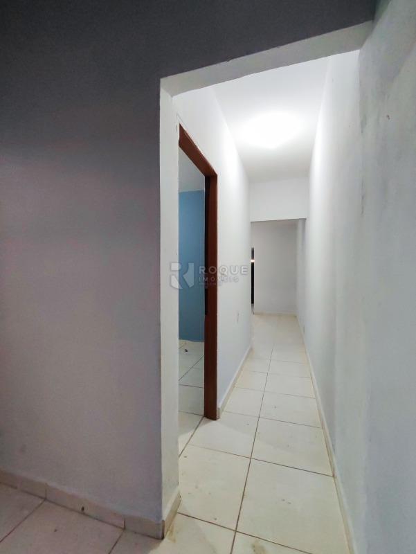 Casa Residencial à venda no bairro Parque Residencial Belinha Ometto: CORREDOR INTERNO