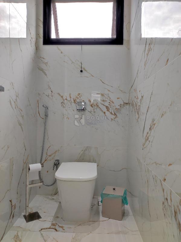 Casa em condomínio à venda no bairro Residencial Casalbuono: WC SUÍTE MASTER