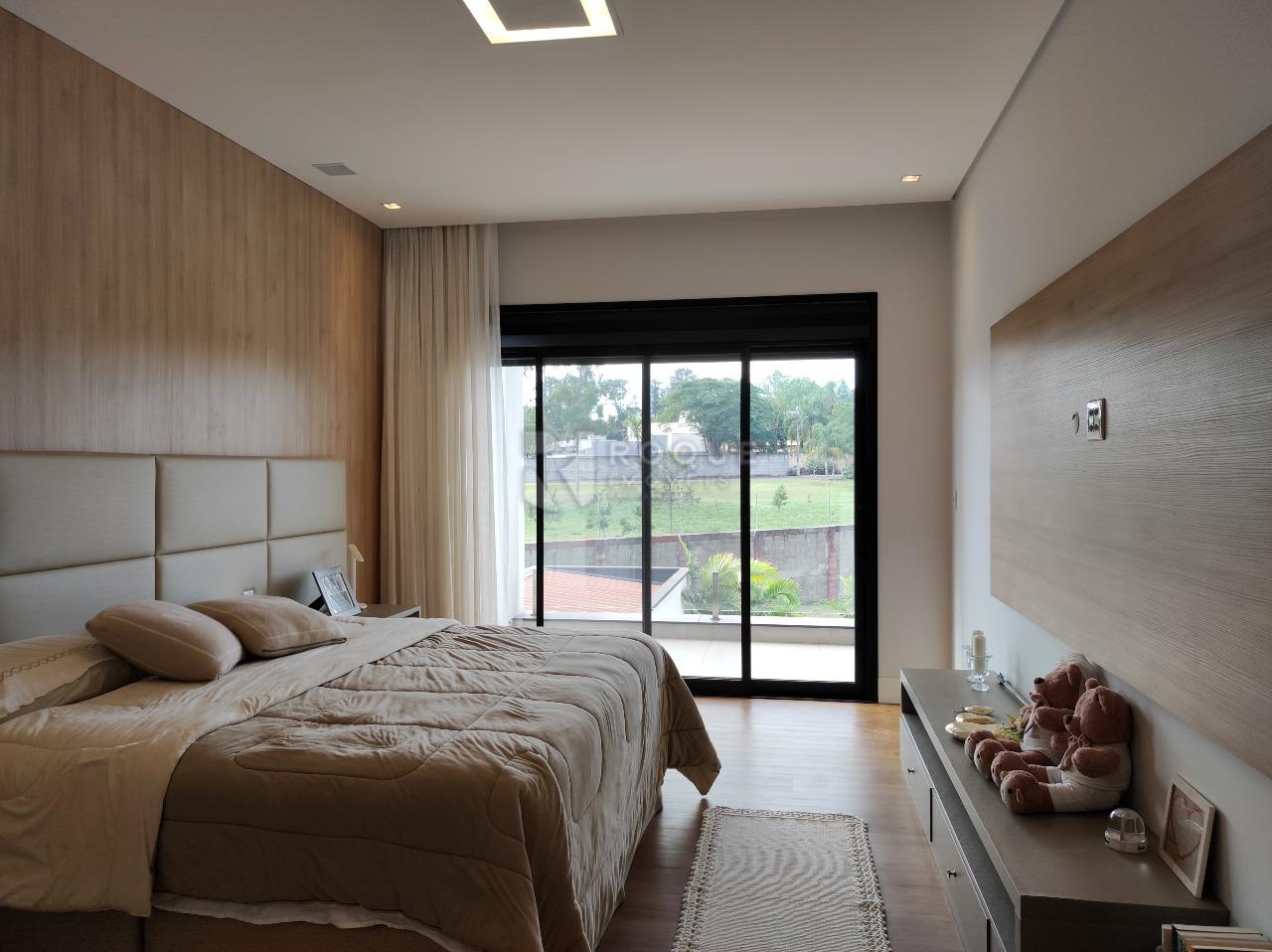 Casa em condomínio à venda no bairro Residencial Casalbuono: SUÍTE MASTER