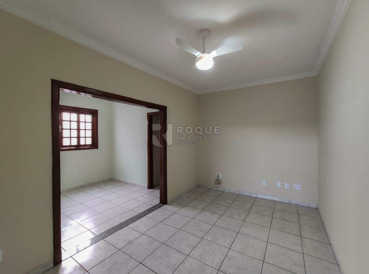 Casa Residencial para aluguel no bairro Jardim Ipanema: Sala 