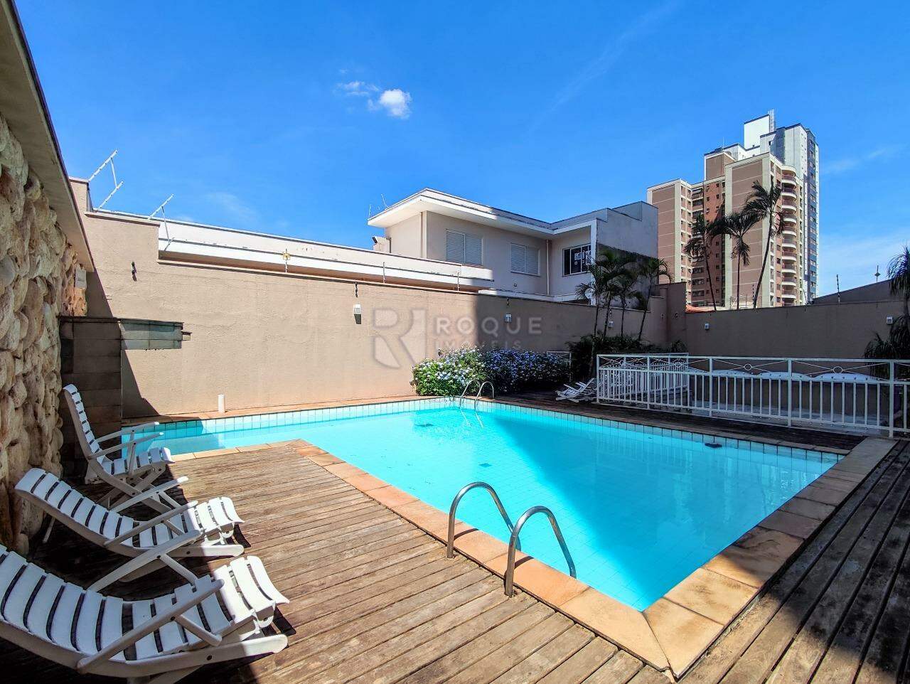 Apartamento à venda no bairro Centro: PISCINA