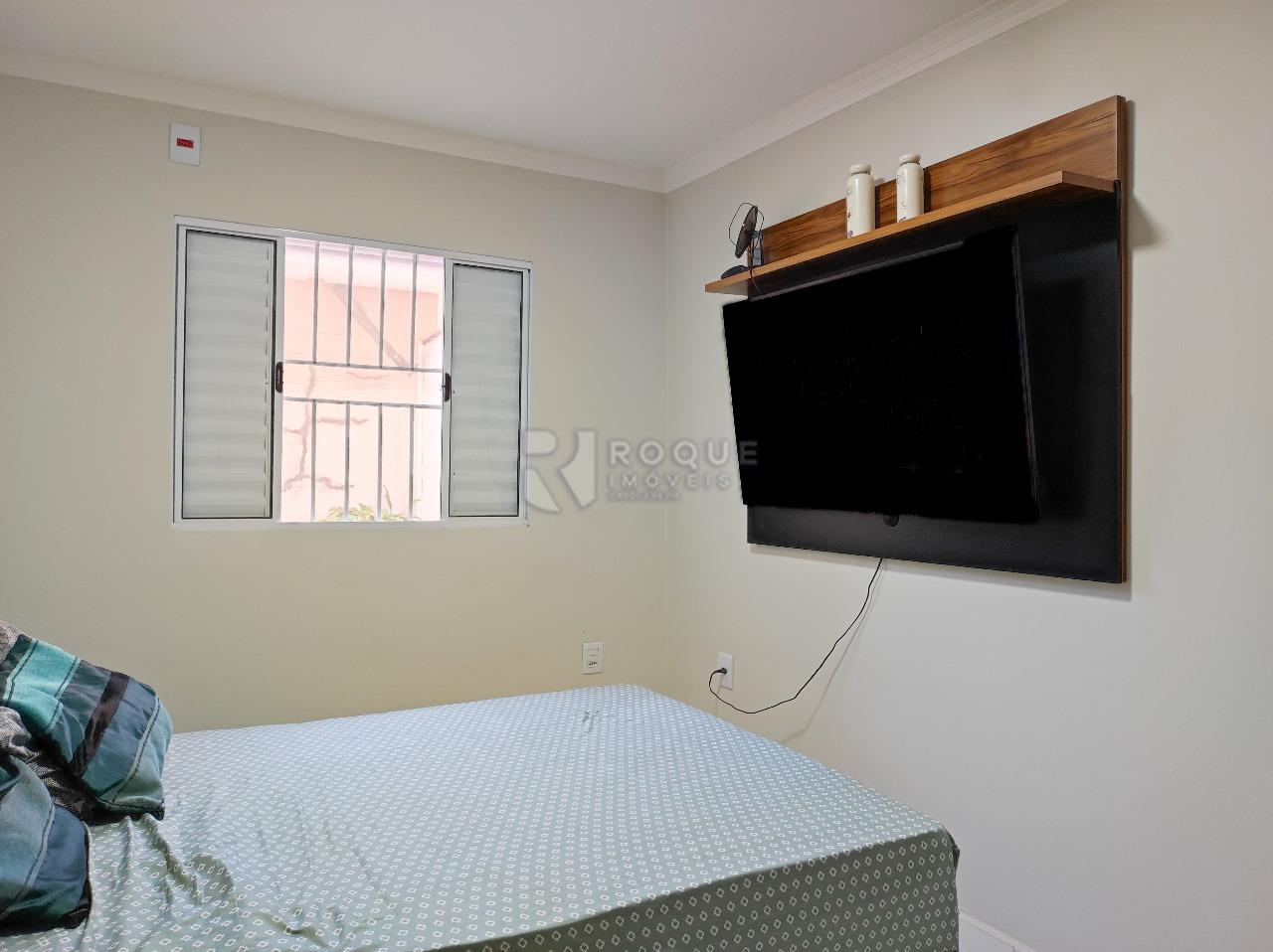 Casa Comercial à venda no bairro Vila Cristovam: DORMITÓRIO CASA 2