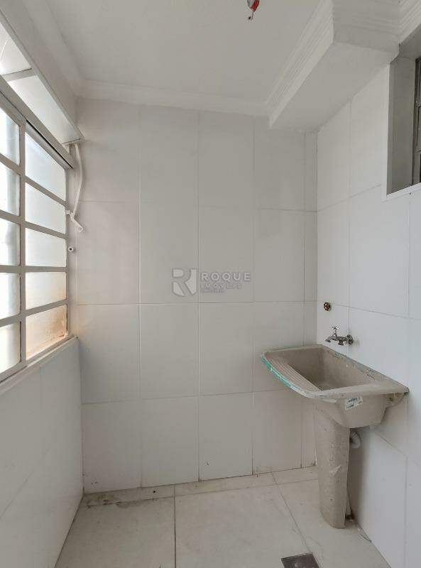 Apartamento para aluguel no bairro Jardim Olga Veroni: Área de serviço 
